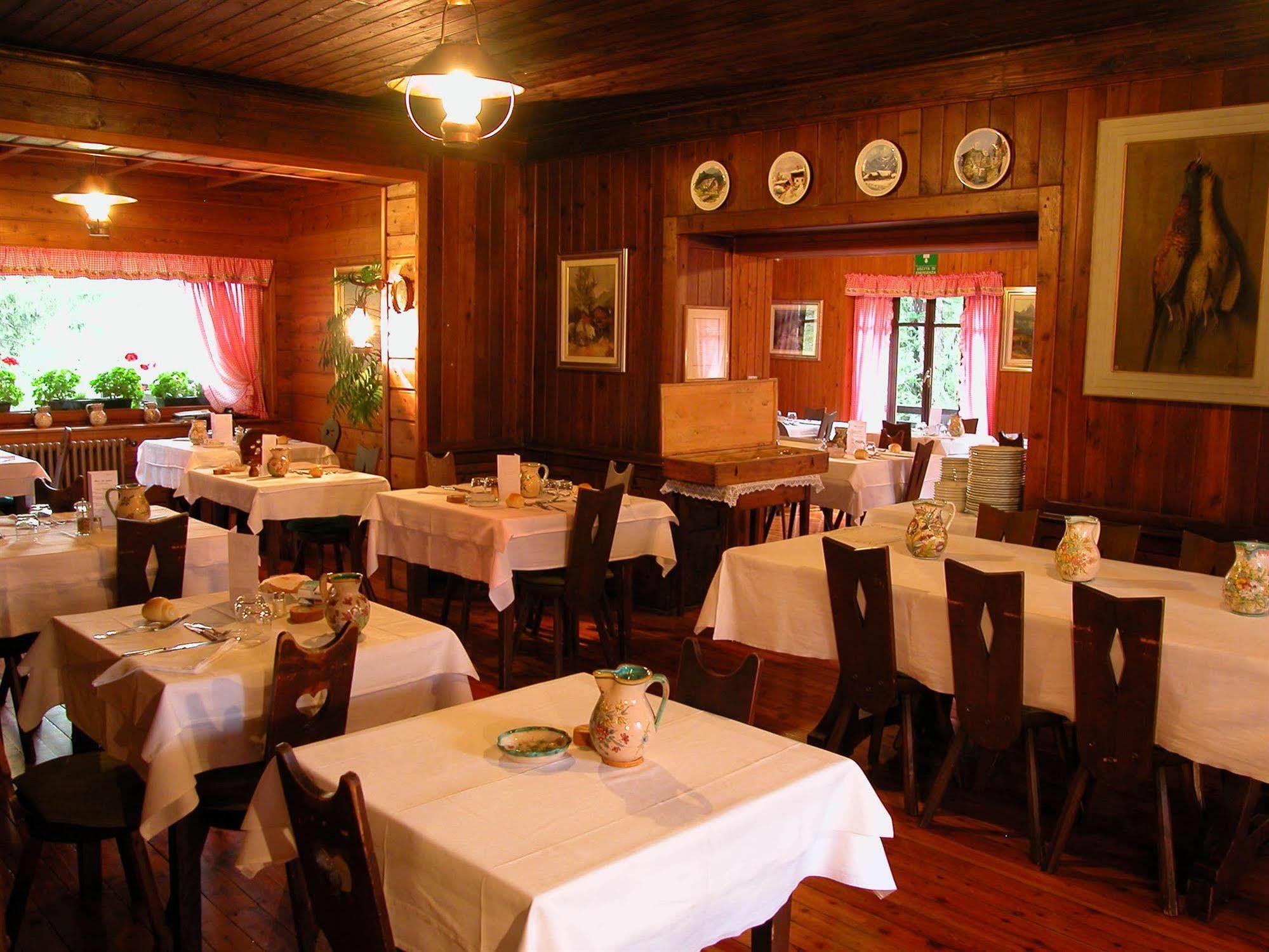 שמפולוק Albergo Villa Anna Maria מראה חיצוני תמונה