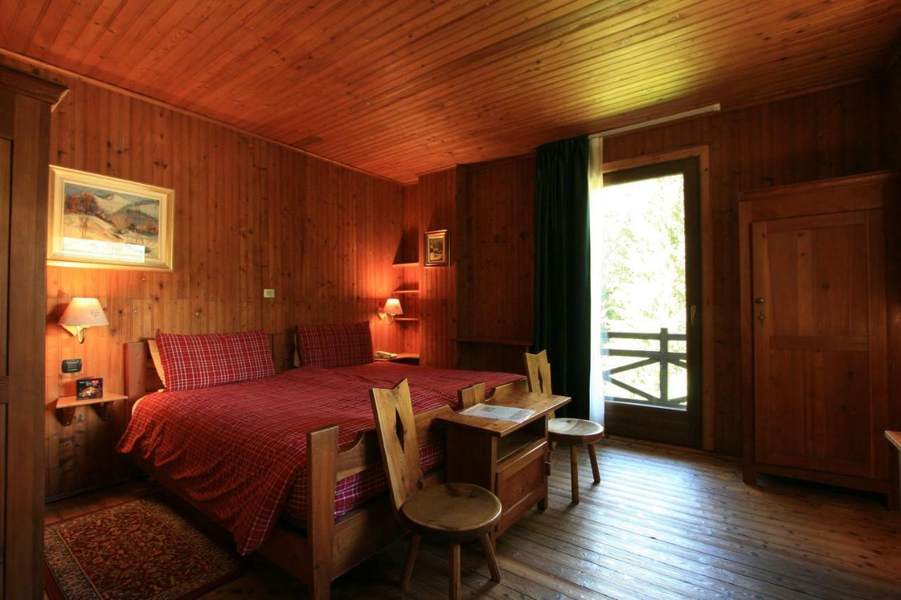 שמפולוק Albergo Villa Anna Maria מראה חיצוני תמונה